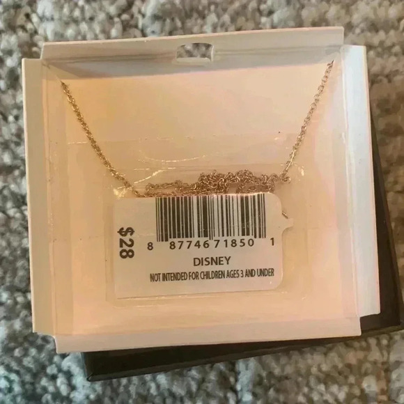 Jacmel Disney Minnie Mouse Crystal 10KT Gold Filled Earrings & Necklace - Picture 5 of 6